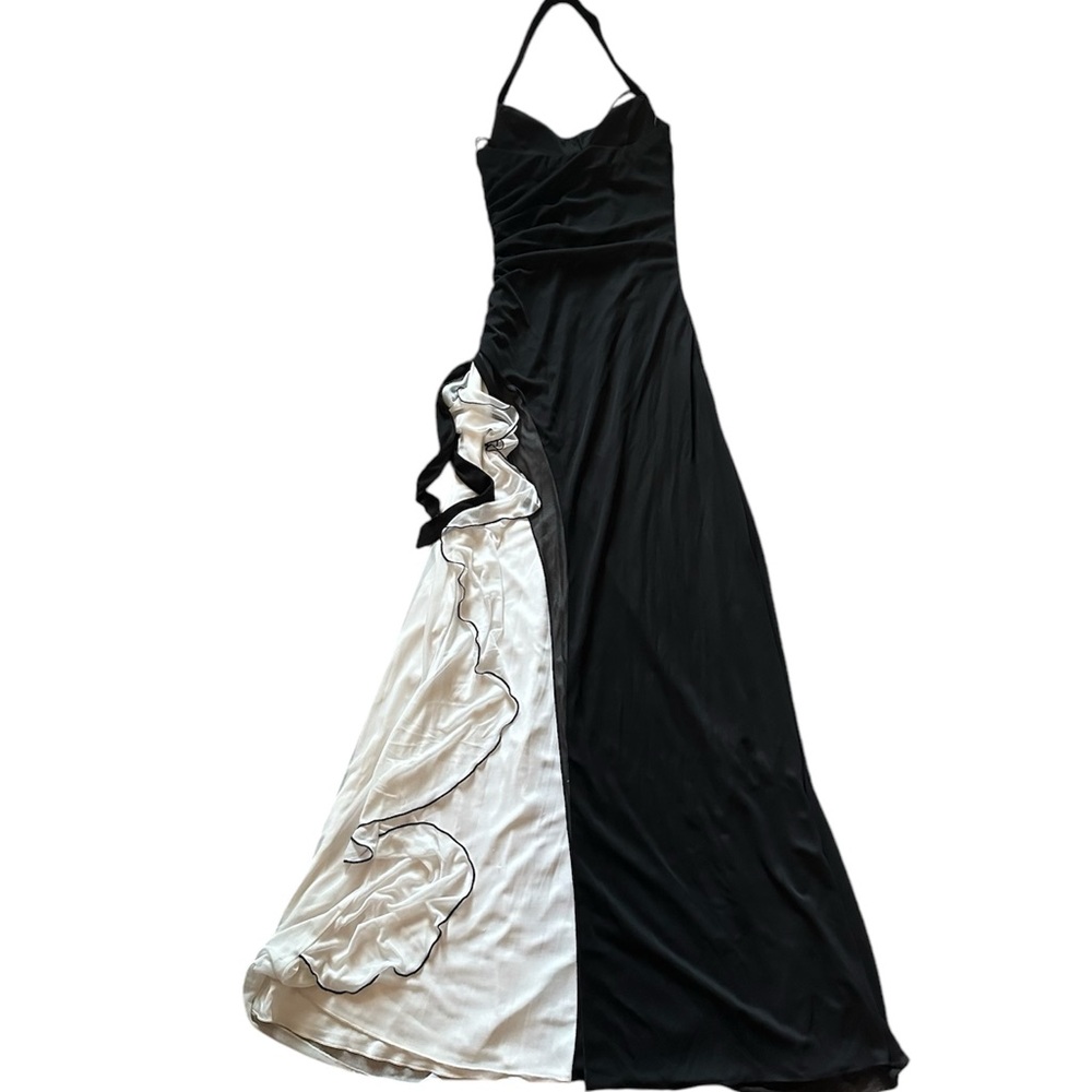Formal Sleeveless Strapless Black and White Dress